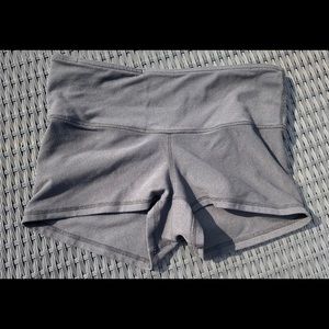 Black Lululemon Size 6 Shorts